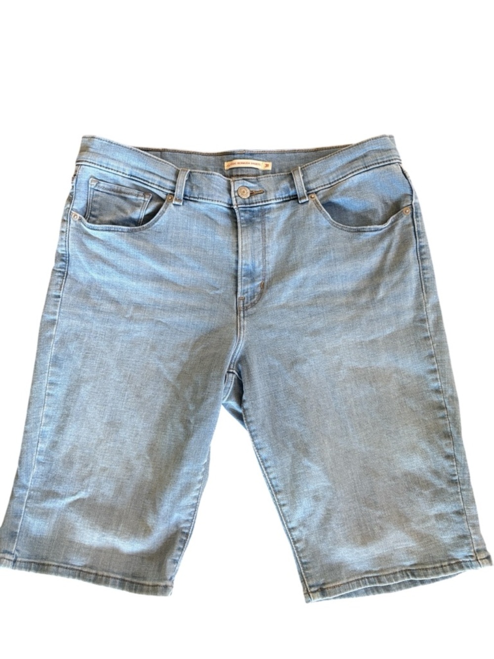 Levi’s Classic Blue Bermuda High Rise Jean Shorts Size 31 (Actual 34)